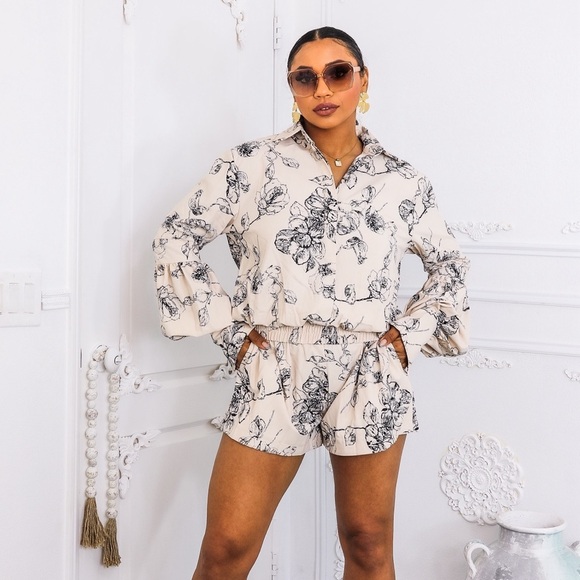 Floral Print Cream and Black Two-Piece Set - Picture 5 of 8